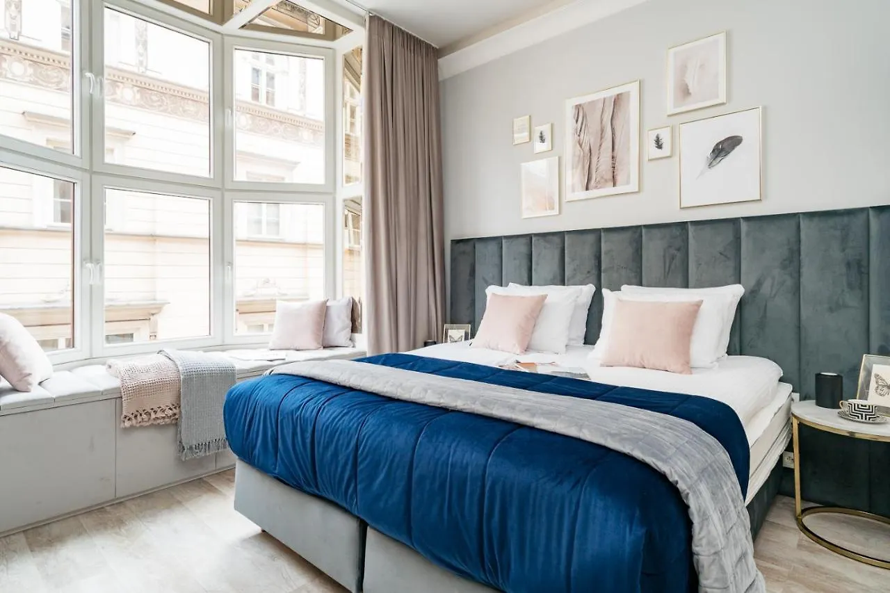 Crystal Lodge - Loftaffair Collection Cracovia Apartamento